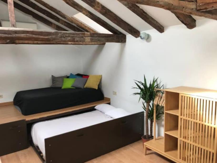 Apartmán Buhardilla En El Madrid De Los Austrias Exteriér fotografie